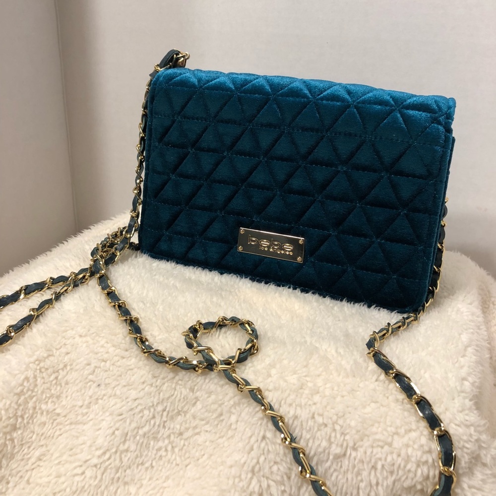 NWT BEBE Velvet TEAL Cross Body Clutch Coin